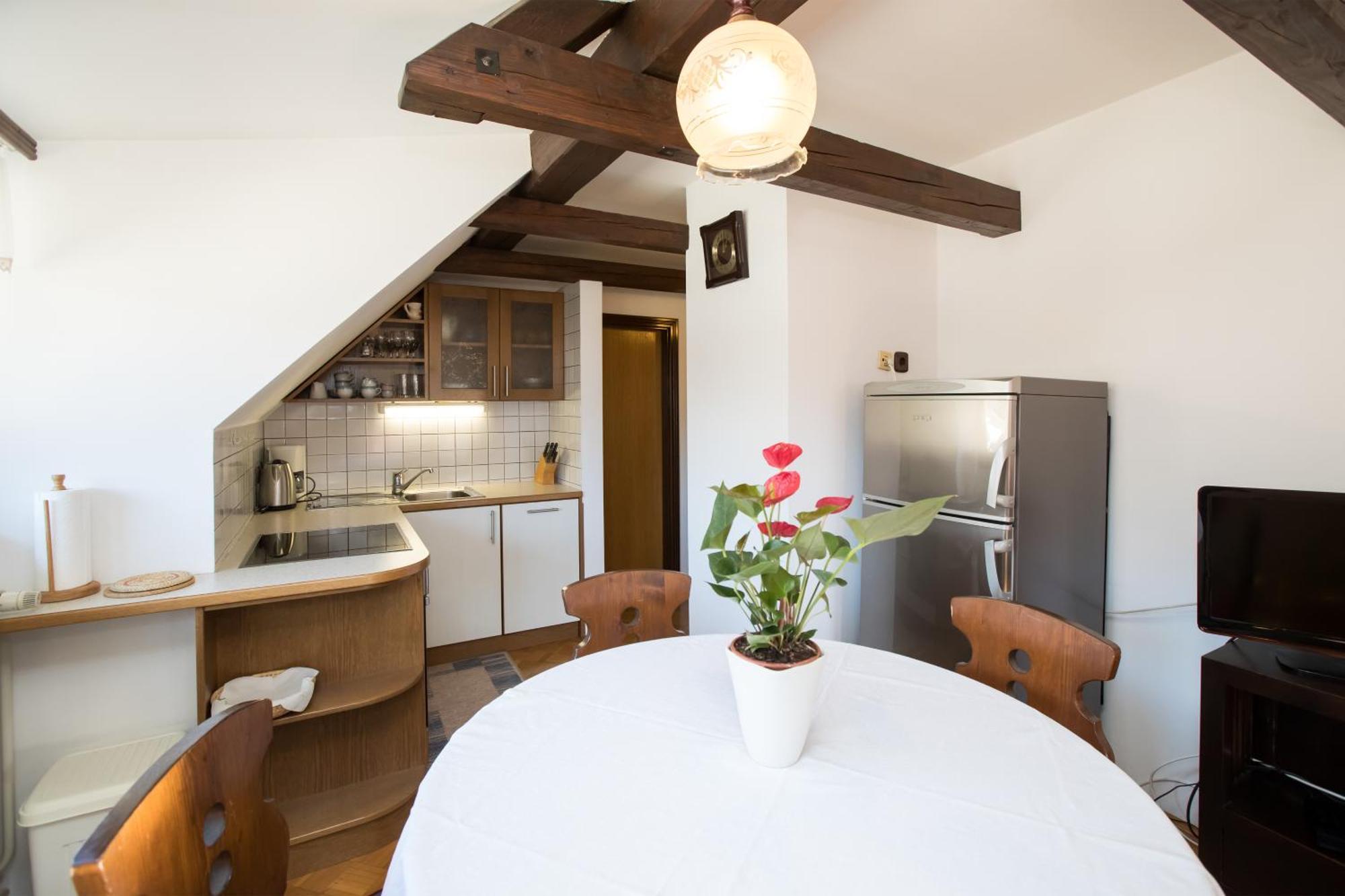בוהין Apartmaji Hodnik Stara Fuzina מראה חיצוני תמונה